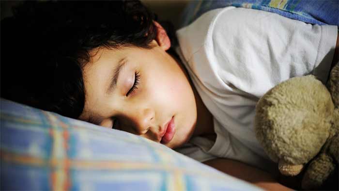 خواب کودکان تنظیم ساعت خواب کودکان